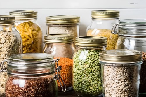 چگونه برنج و حبوبات را برای ماه‌ها تازه و سالم نگه داریم؟